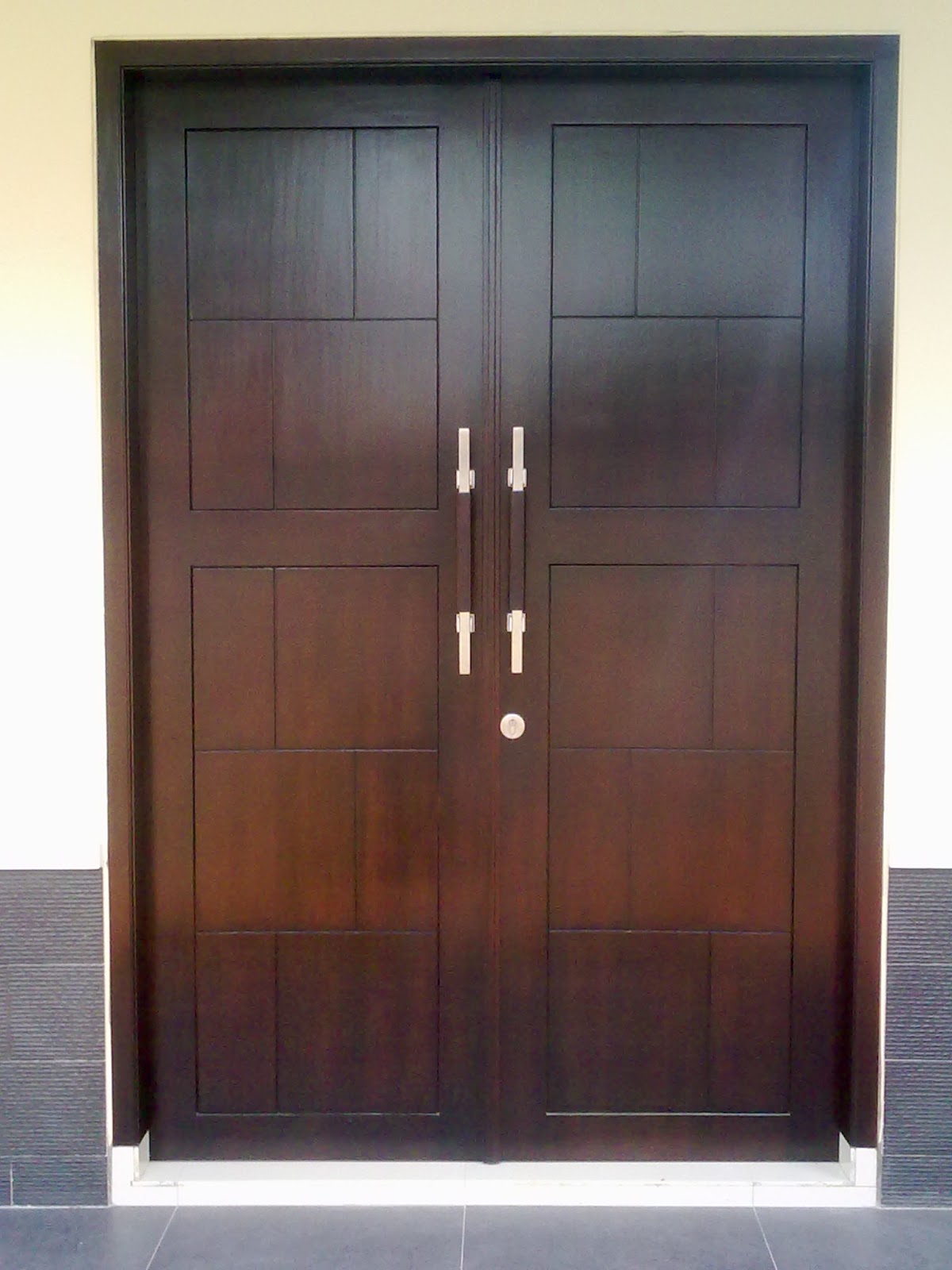desain pintu utama minimalis modern